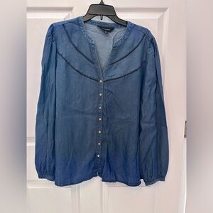 Denim Blue Button-Up Blouse by Calligraphie size XL